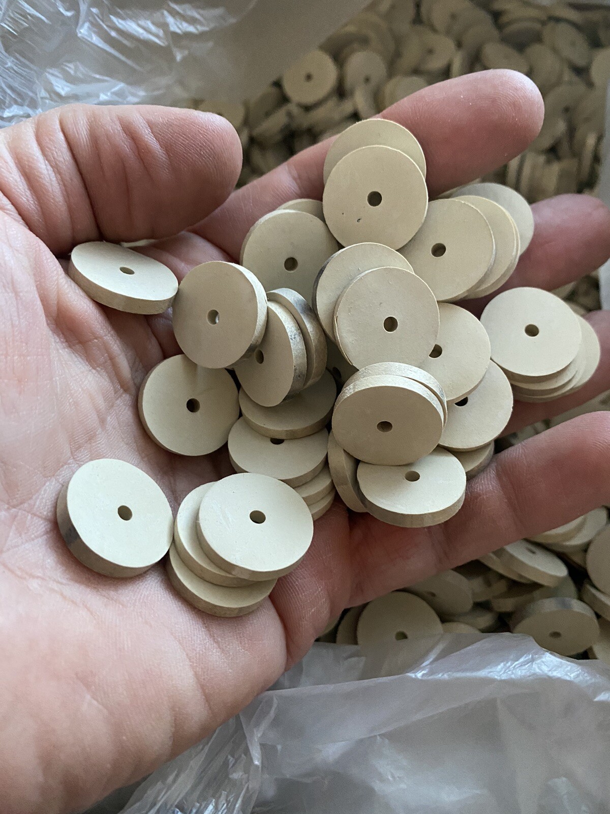 20 General Purpose Neoprene Rubber Washers 3/4″ OD X 1/8″ ID X 1/8″ THICKNESS
