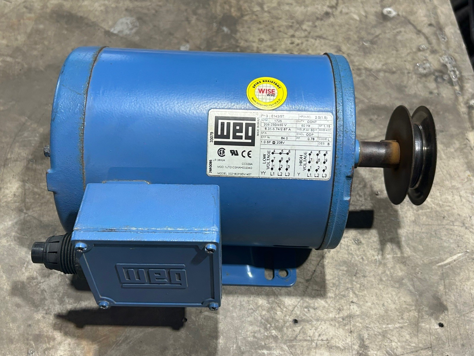 WEG 00218OP3EN145T 3-Phase, 203V-230V-460V, 1725RPM E143/5T with Shaft Pulley