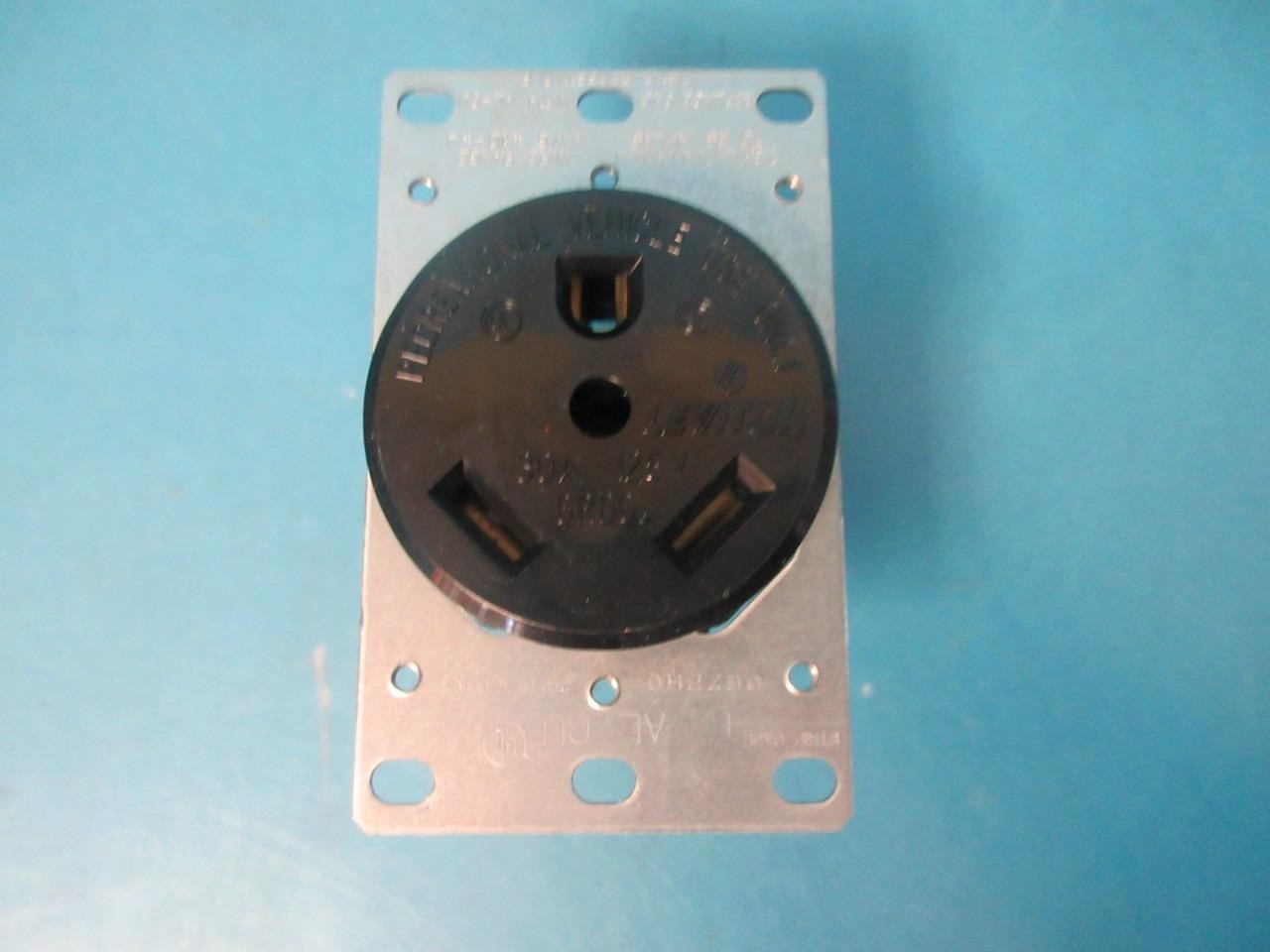 8 LEVITON 7313 FLUSH INDUSTRIAL OUTLET 2P 3W 30A 125V TT-30R POWER RECEPTACLE