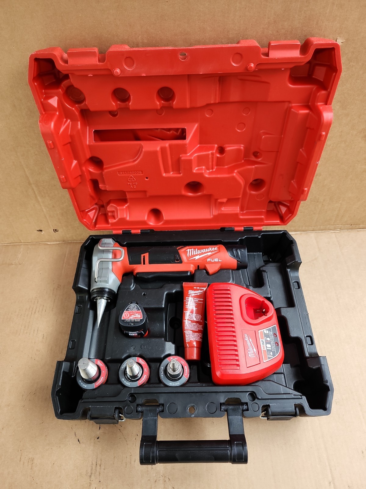 Milwaukee 2532-22 M12 FUEL ProPEX Expander Tool Kit 1/2″ to 1″ RAPID SEAL