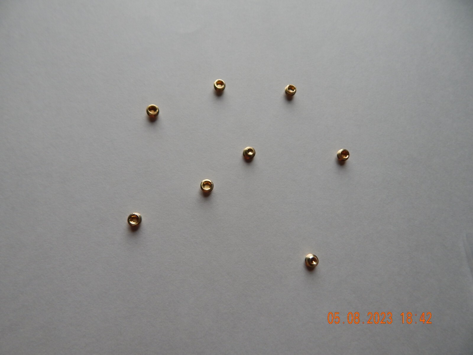 BRASS SOCKET SET SCREWS 10/32 x 1/8″ CUP POINT. 8 PCS. NEW