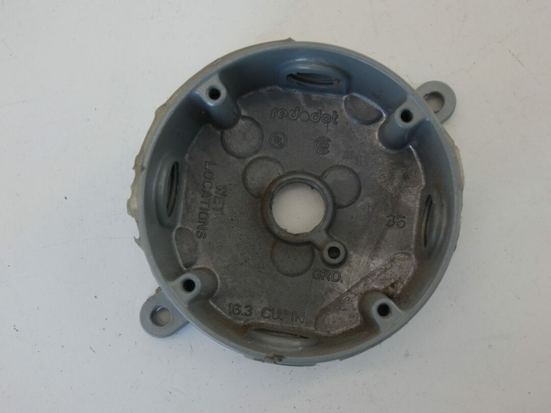 Red Dot 18A 16.3 Cu In. Wet Location Electrical Box Housing