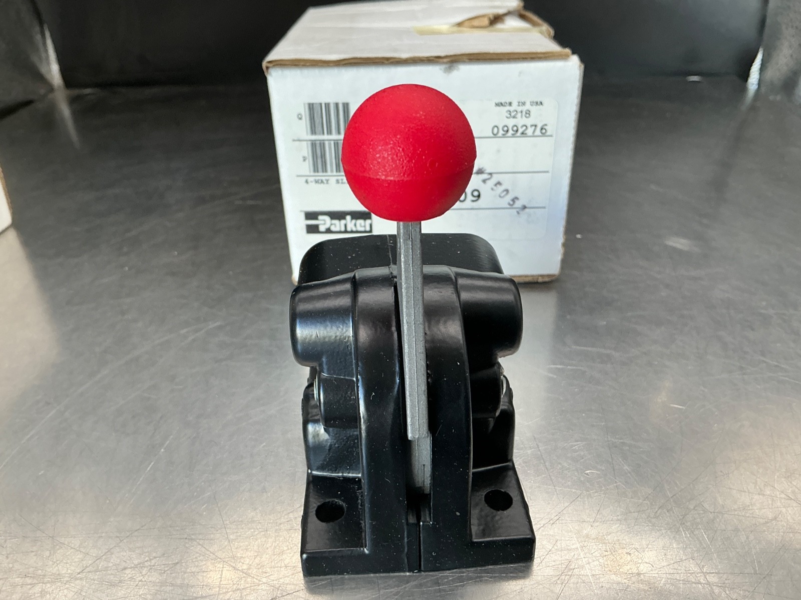 Parker 008240109 4-way Slide Seal Valve 1/4″ NPT