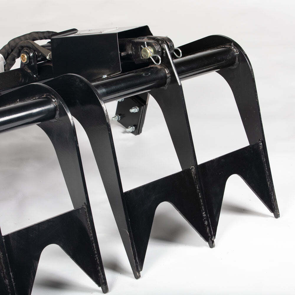 Titan Attachments Dual Adjustable 60″-72″ Bolt-on Grapple Attachment