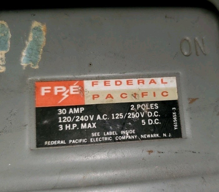 NOS Vintage Federal Pacific Electric FPE 30 Amp Safety Switch Disconnect UNUSED