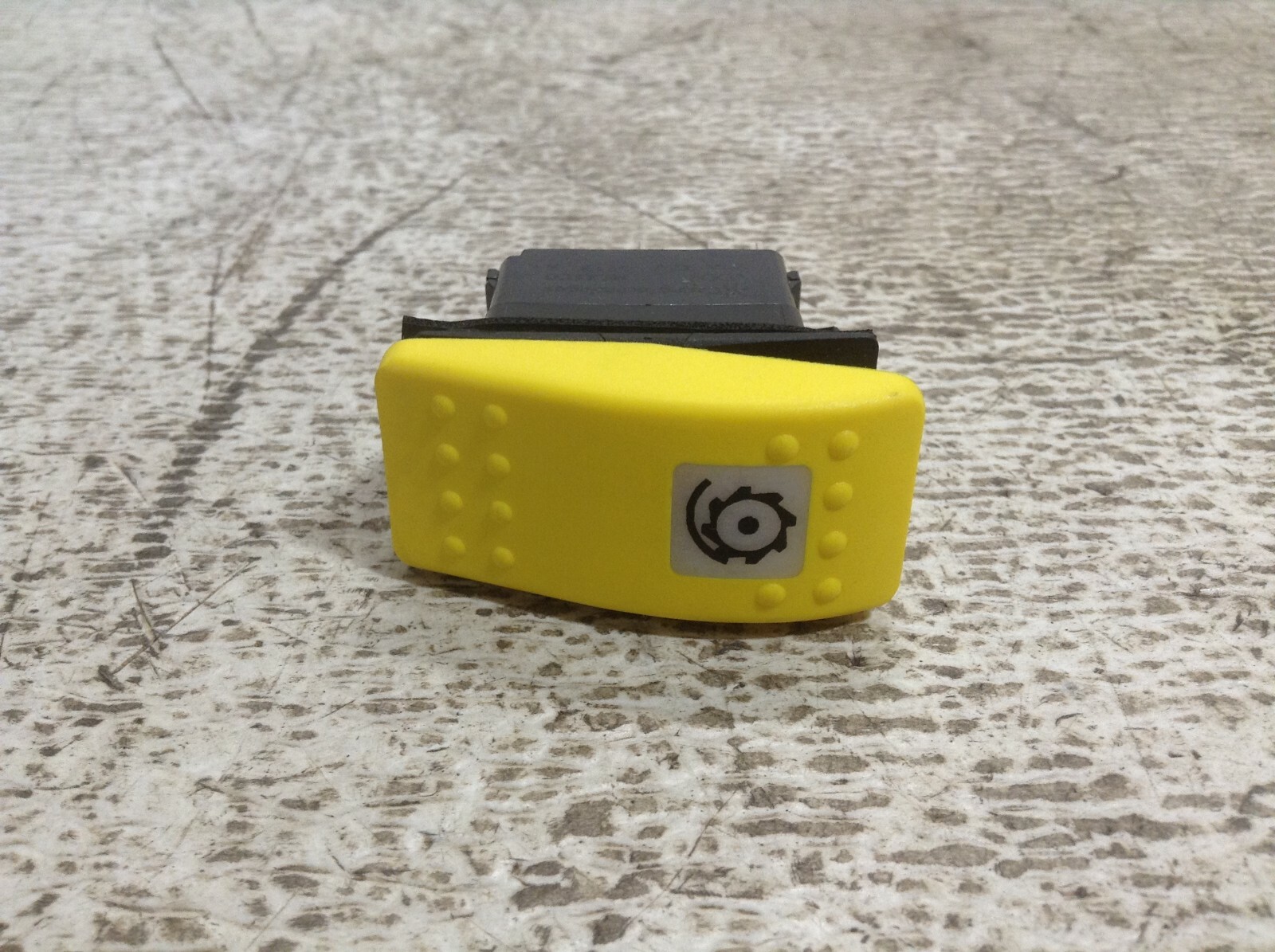 Carling Technologies VDD1 2 Position Switch Yellow 20 A 12 VDC Mower New TSC