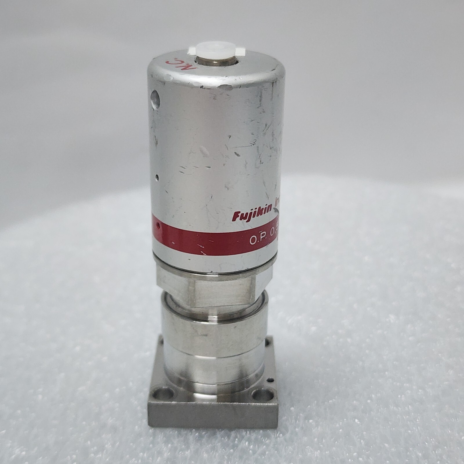 Fujikin 0.P. 0.5-0.6 MPa, Lam 766-197842-003 Rev B Type N.C. Valve, Jp,_96969