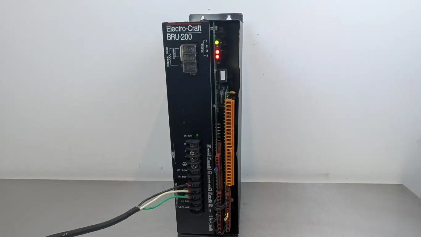 Electro-Craft 9101-1303 Servo Drive DM-30 BRU-200 A 120VAC 240VAC 28A 120/240VAC