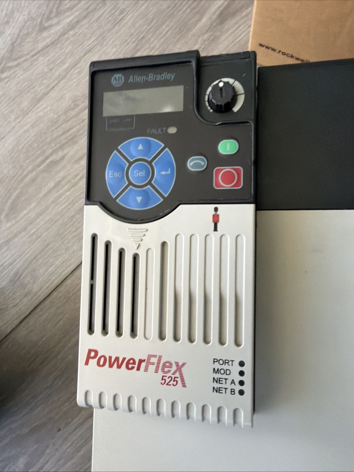Allen Bradley 25B-B032N104 — PowerFlex 525 7.5kW (10Hp) AC Drive**New**Brand AB