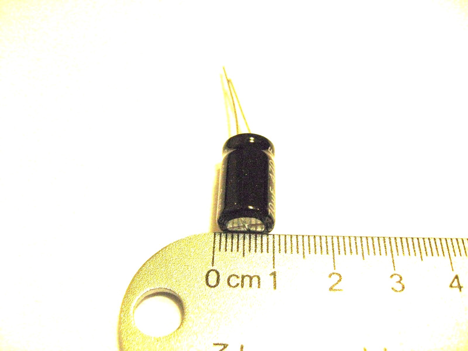 470uF 50V (10x) Electrolytic Capacitors 50V 470uF Volume 10×17 mm