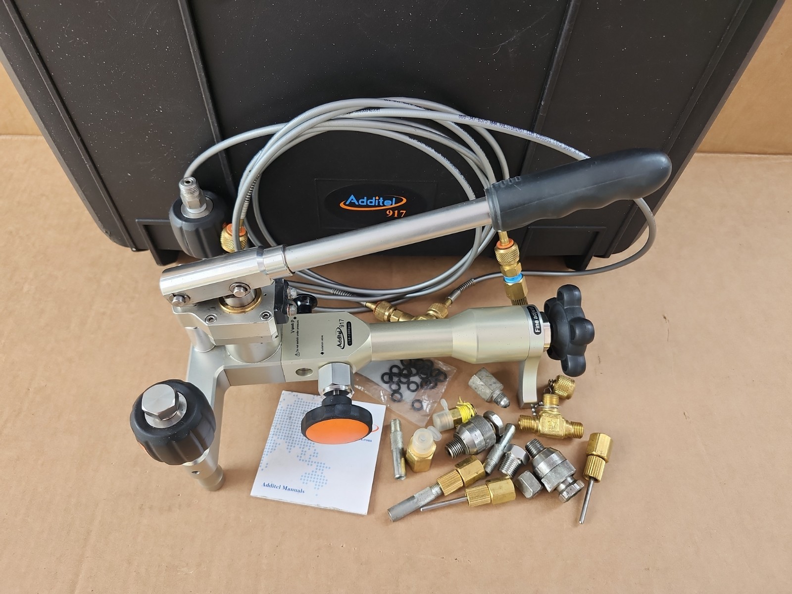 Additel 917 1000 PSI Hydraulic Pressure Test Pump