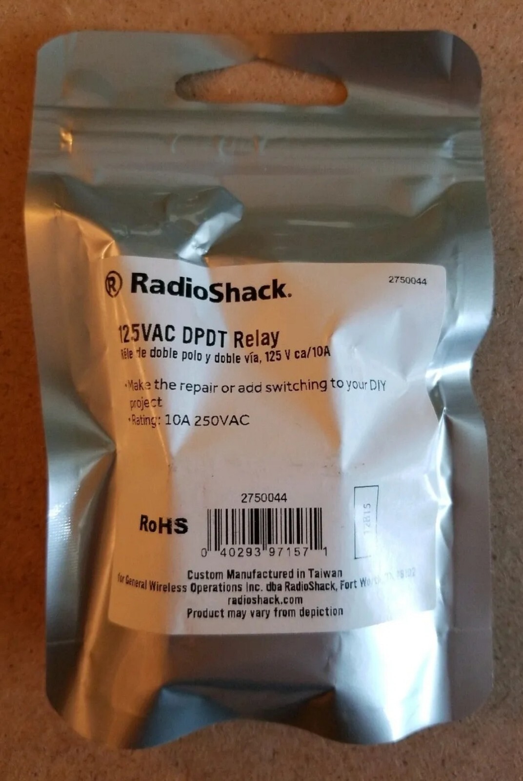 NEW! RadioShack DPDT 10A 125VAC Plug-In Relay 275-0044 2750044 *FREE SHIPPING*