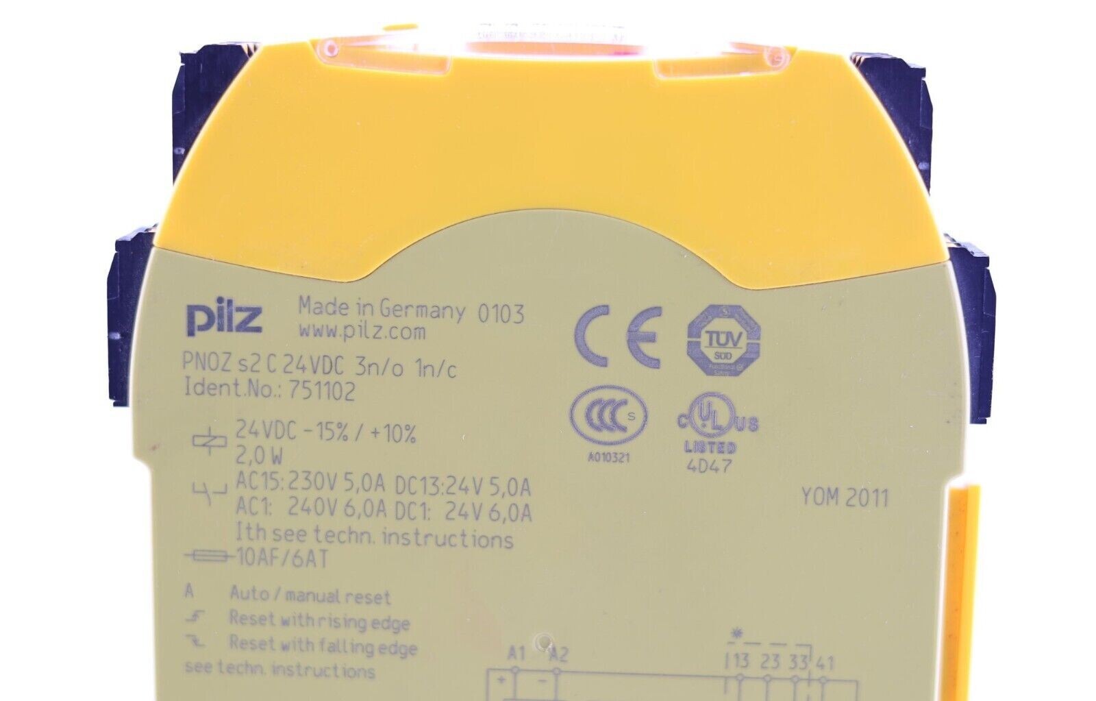 NEW pilz 751102 PNOZ s2 24VDC safety relay