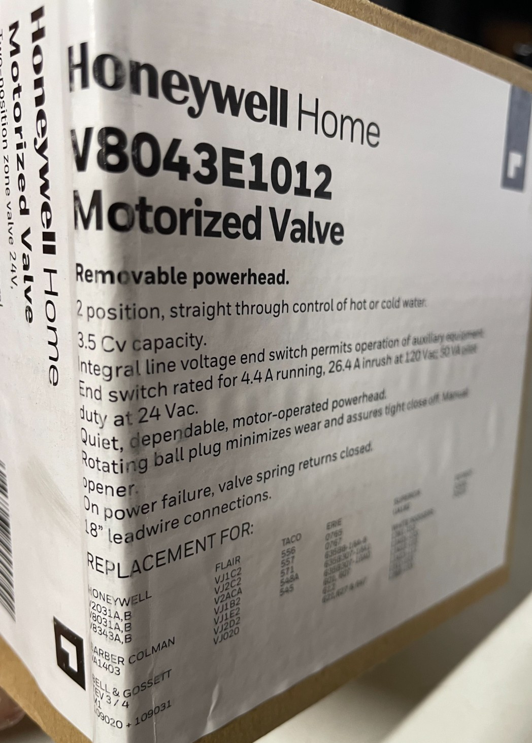 Honeywell Home Motorized Valve model V8043E1012