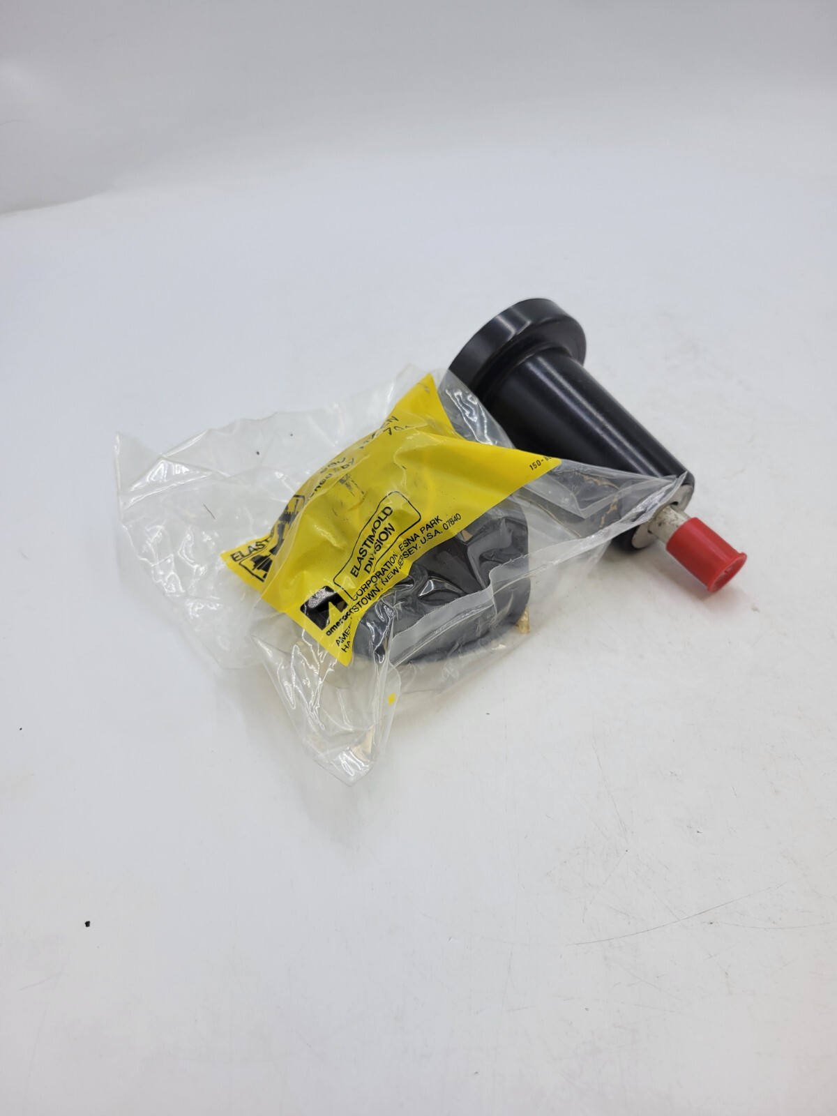Elastimold 600-DP Dead End Plug Cable Adapter 600-Amp Includes Protective Cap