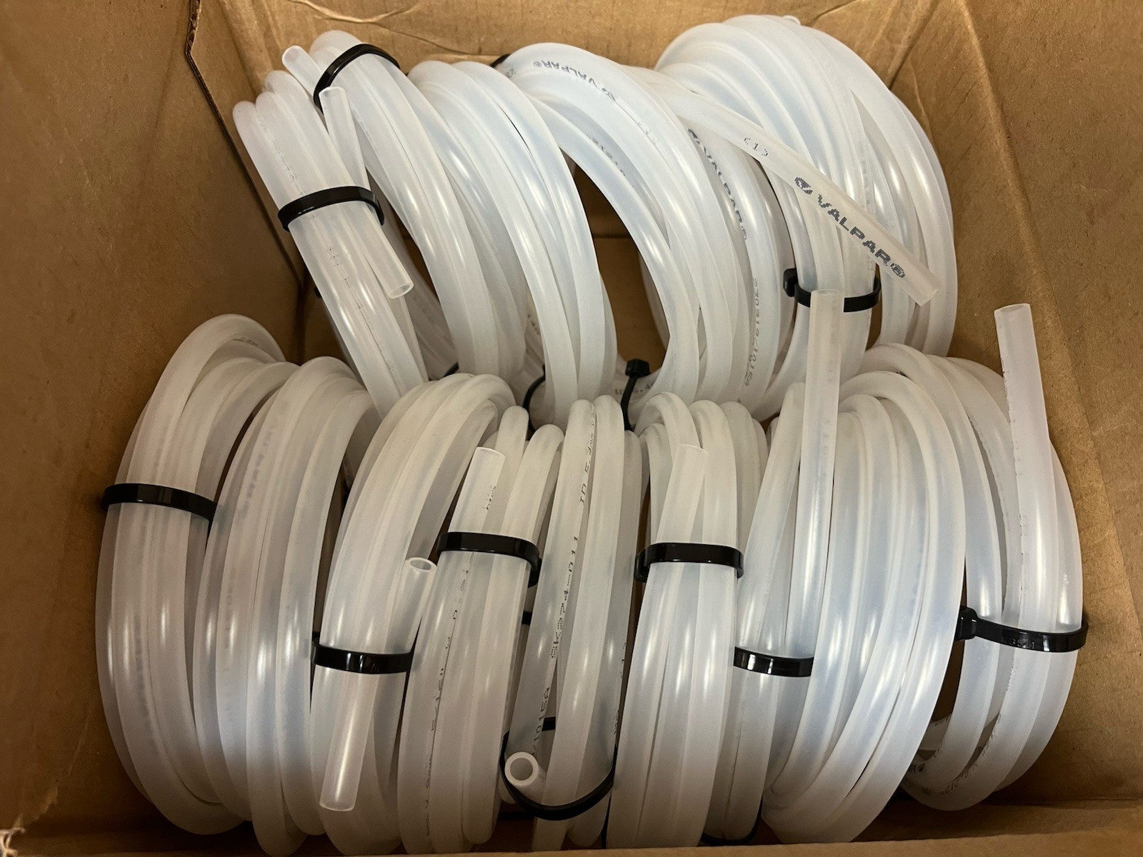 Lot of 14 pieces 7FT length of Valpar 5/16″ OD Clear MDPE Pipe (8mm OD 5.4mm ID)