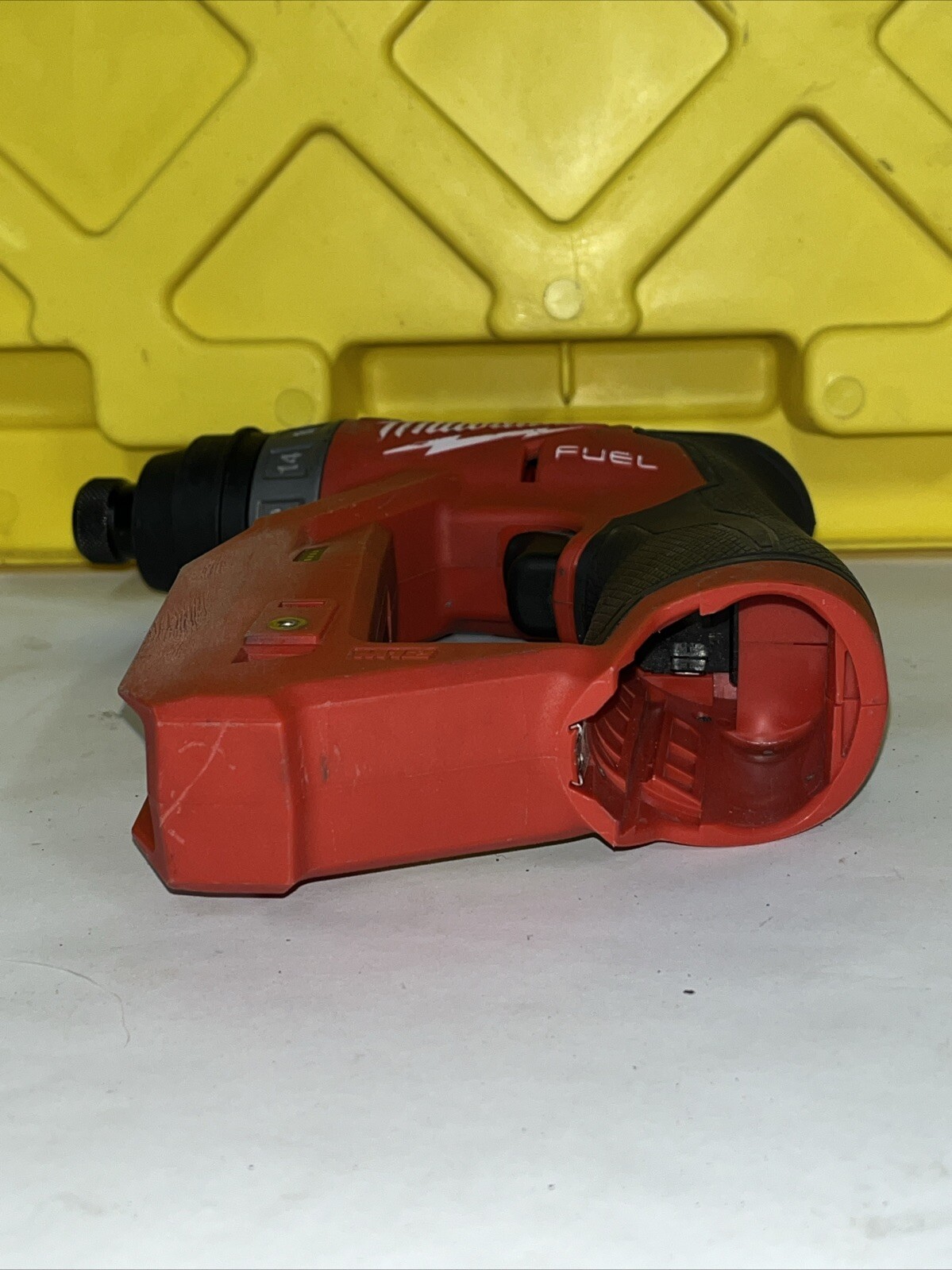 Milwaukee 2505-20 M12 FUEL Brushless Installation Drill/Driver, Bare Tool