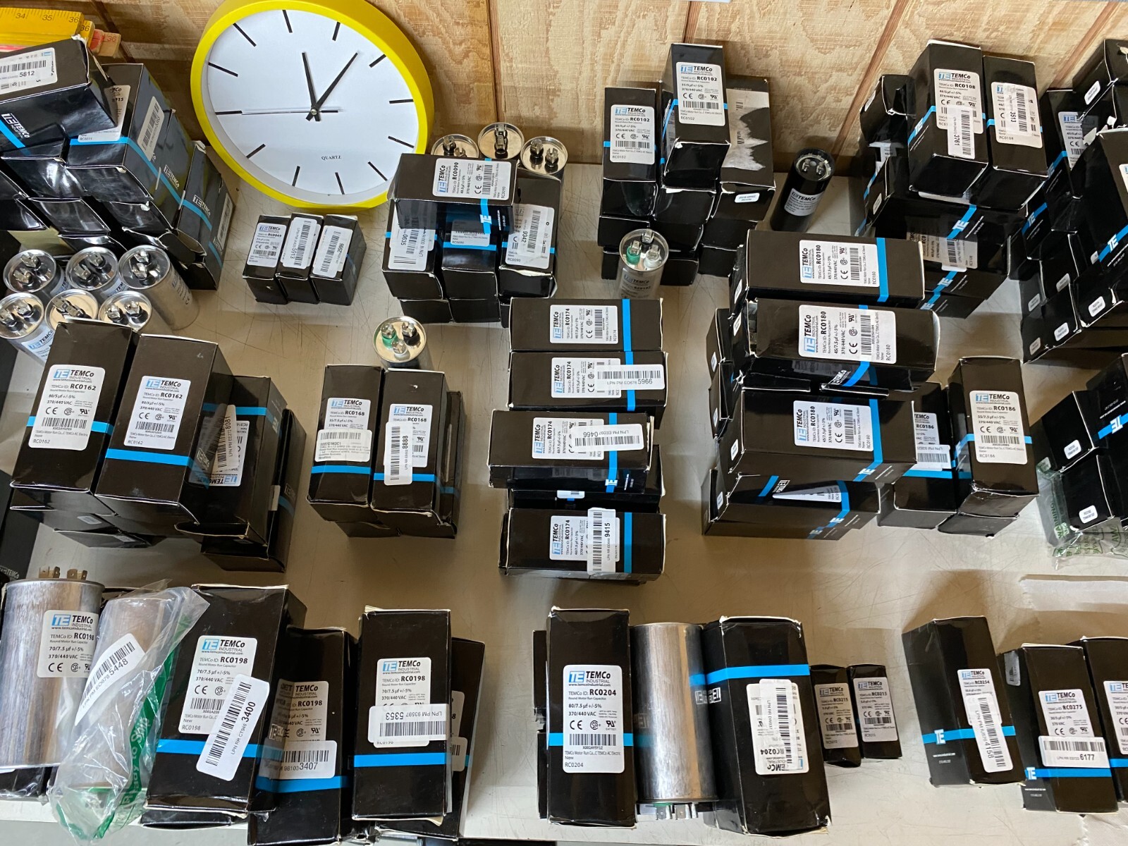 TEMCo 53-64 uf/MFD 220-250 VAC volts Round Start Capacitor 50/60 Hz