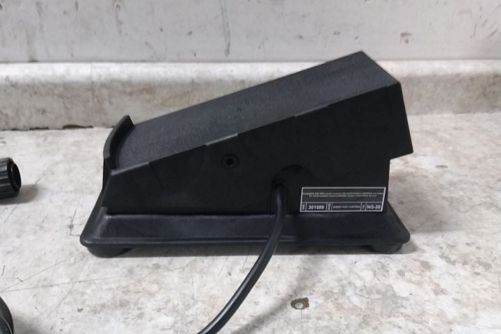 Miller Electric 301589 20 Ft Cable Length Heavy Duty Foot Control