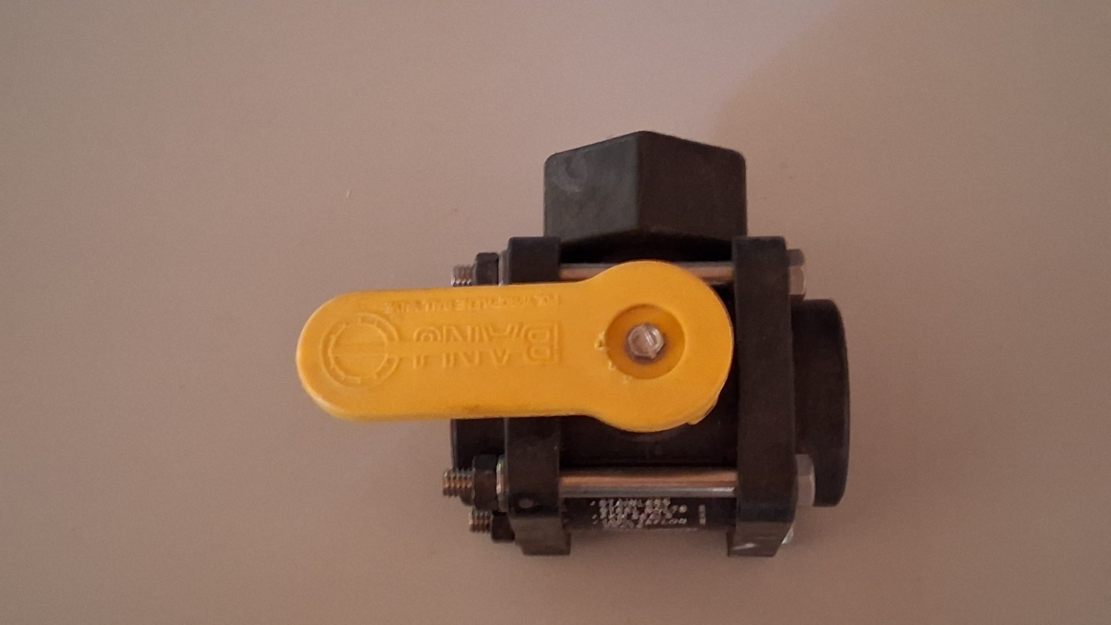 Banjo 3/4 inch 3-way valves