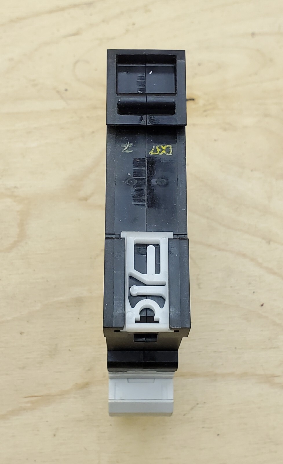 Siemens 3TK2820-2CB30 Sirius Safety Relay for 24V AC or DC Operation – NEW