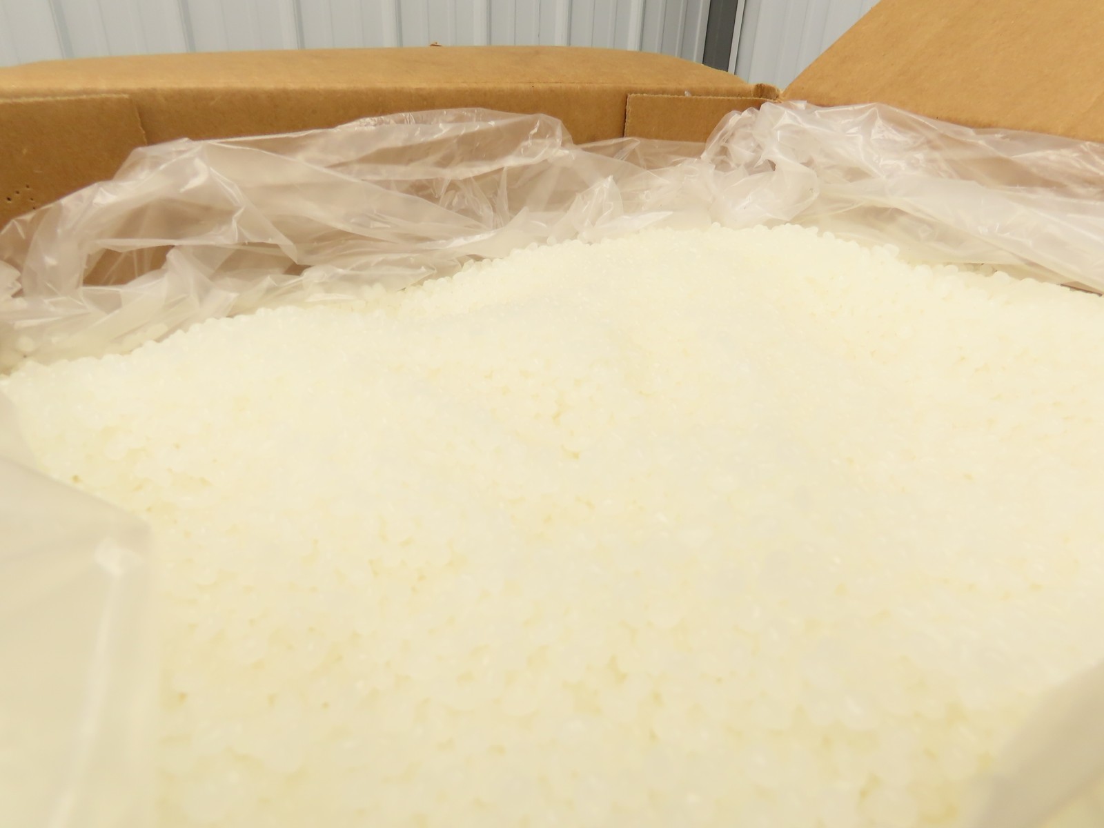 Henkel 8990 Technomelt Hot Melt Adhesive Glue 30lbs Carton BB 3/9/2026