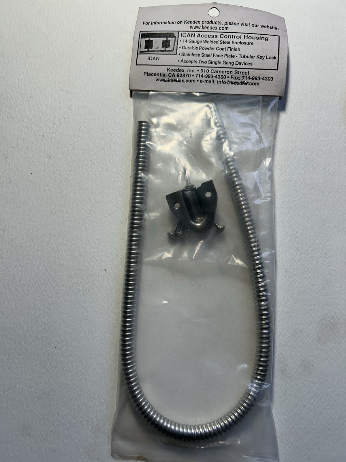 1 Ea. Keedex K-DS 1/4″ & 1 Ea. K-DS38 3/8″ Stainless Steel Armored Door Loops