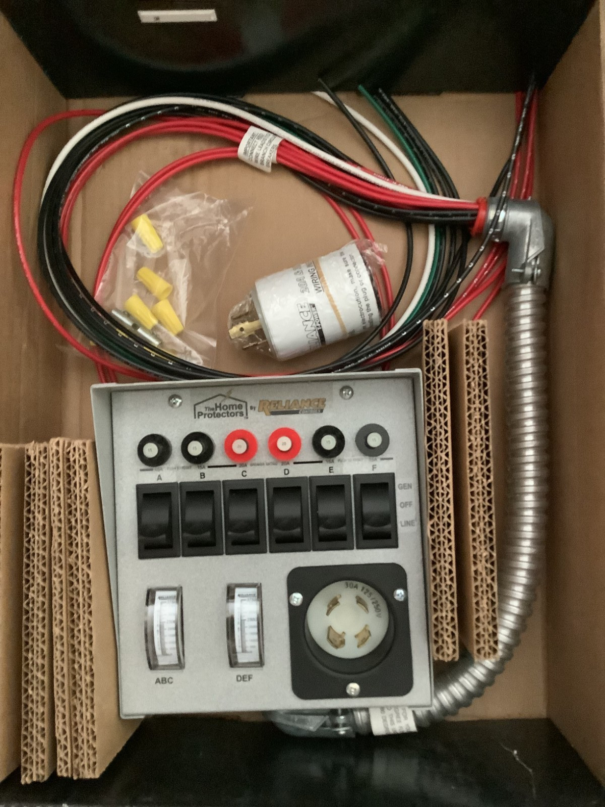 Reliance Controls 30216BRK 30A 6-Circuit 7500W Generator Transfer Switch Kit New