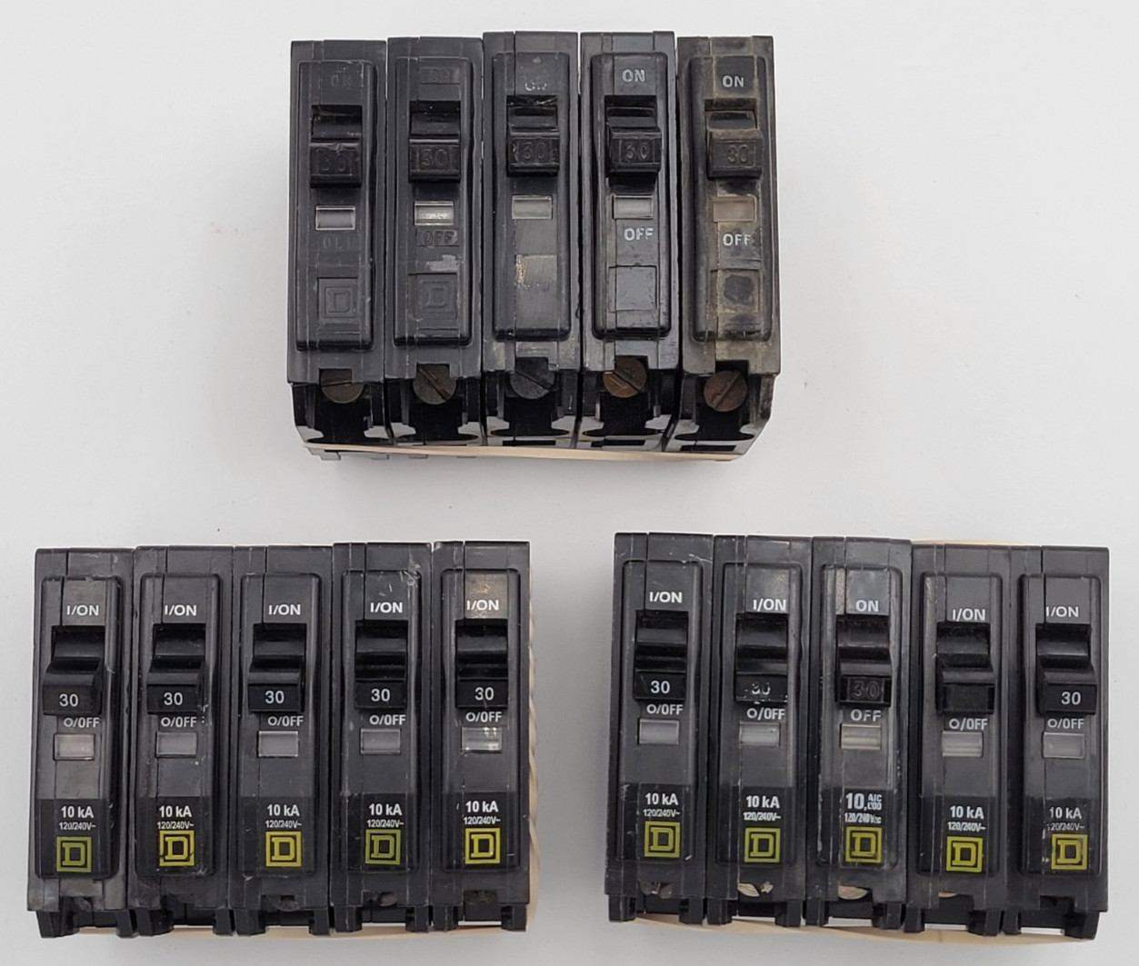 Square D QO130 30 Amp 1-Pole Plug-On 120 V AC Circuit Breaker (Lot of 5) USED