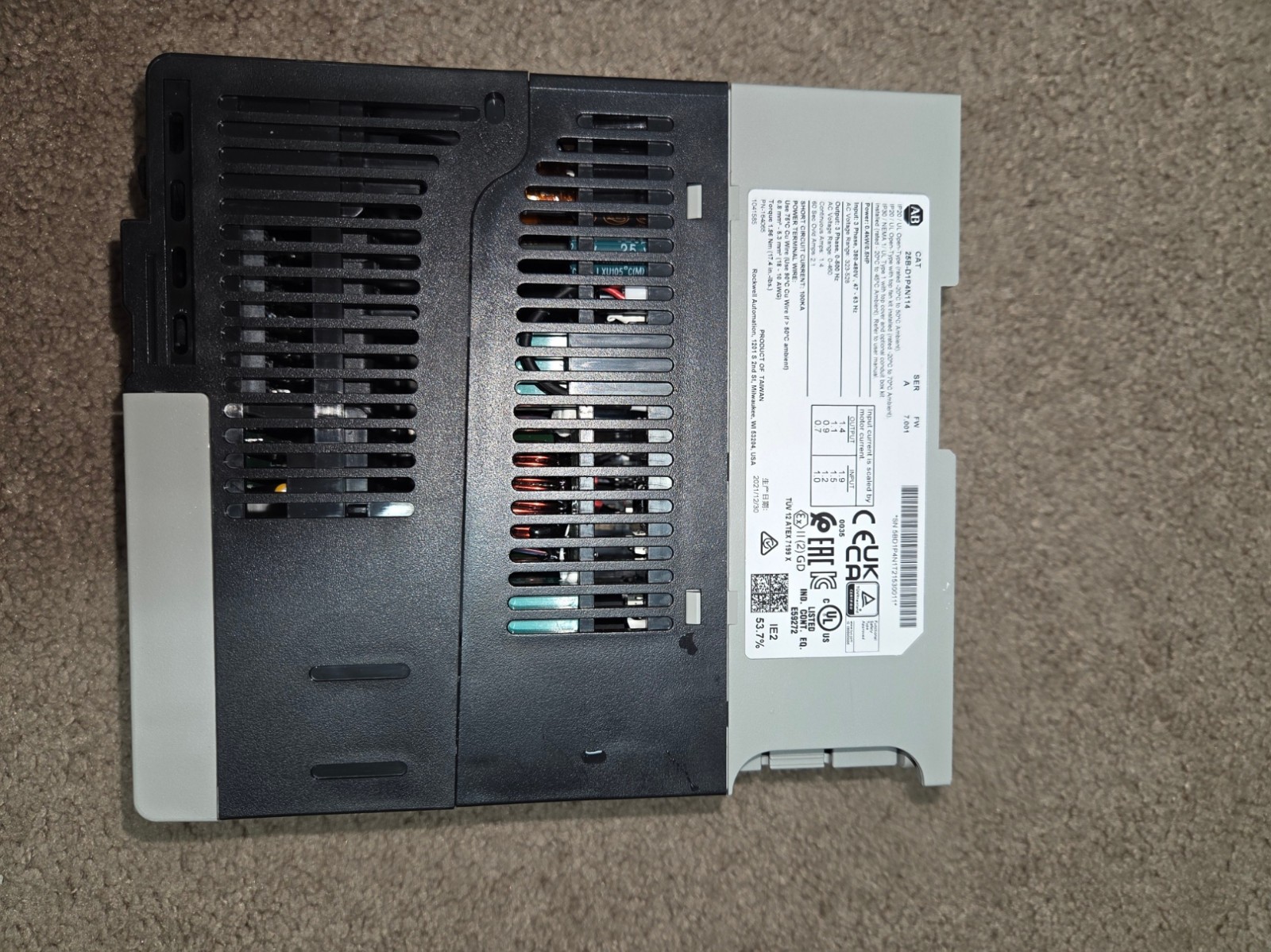 ALLEN BRADLEY 25B-D1P4N104 POWERFLEX 525 AC DRIVE 0.5 HP