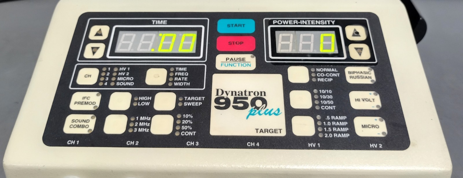 Dynatron D950 Plus/DRF-100 Therapeutic Ultrasound/Electrotherapy System