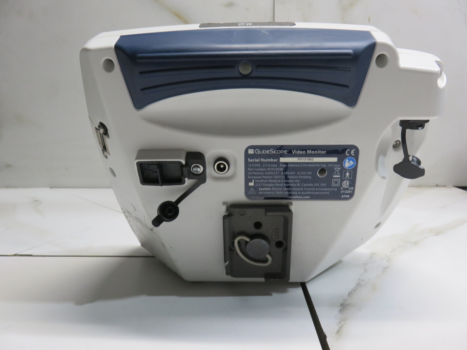 Verathon Glide Scope 0570-0338 Monitor – TURNS ON