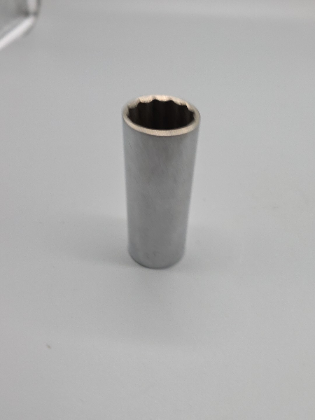 Craftsman Tools V-47529 15/16″ 12pt Deep Well Socket 1/2″ Drive USA