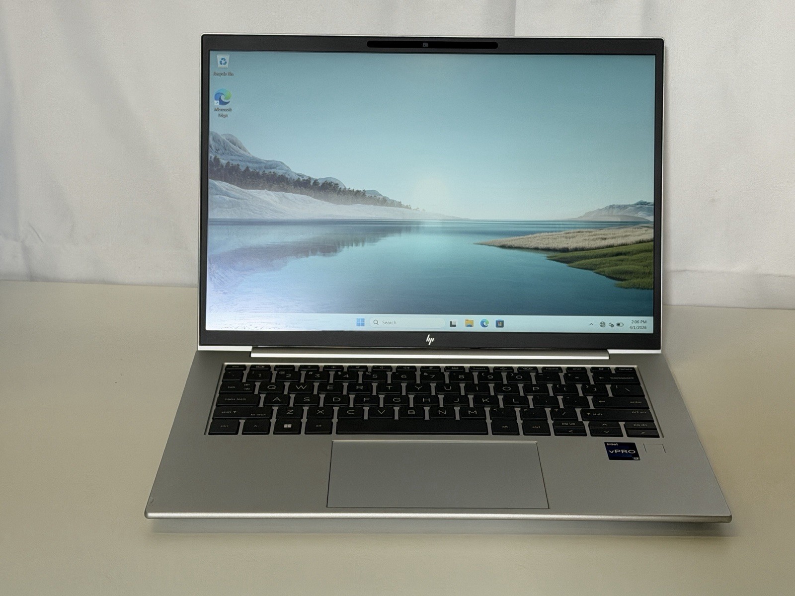 HP EliteBook 1040 G10 14″ Touch i7-1365U 10 Core 16GB 512GB Win11Pro WRTY