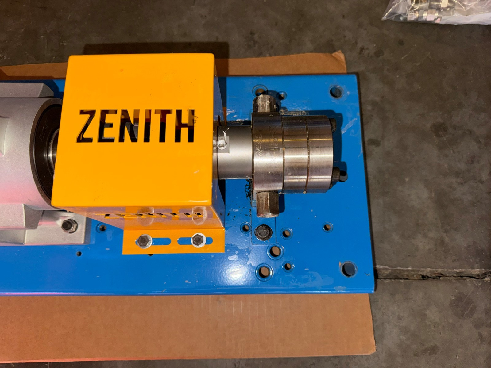 Zenith Gear Pump Assy w/ Controller B-90000