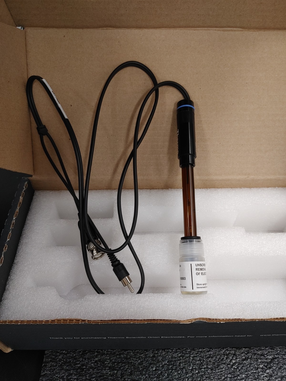 THERMO SCIENTIFIC 8107BNURCA ORION ROSS Ultra Epoxy pH/ATC Triode Electrode