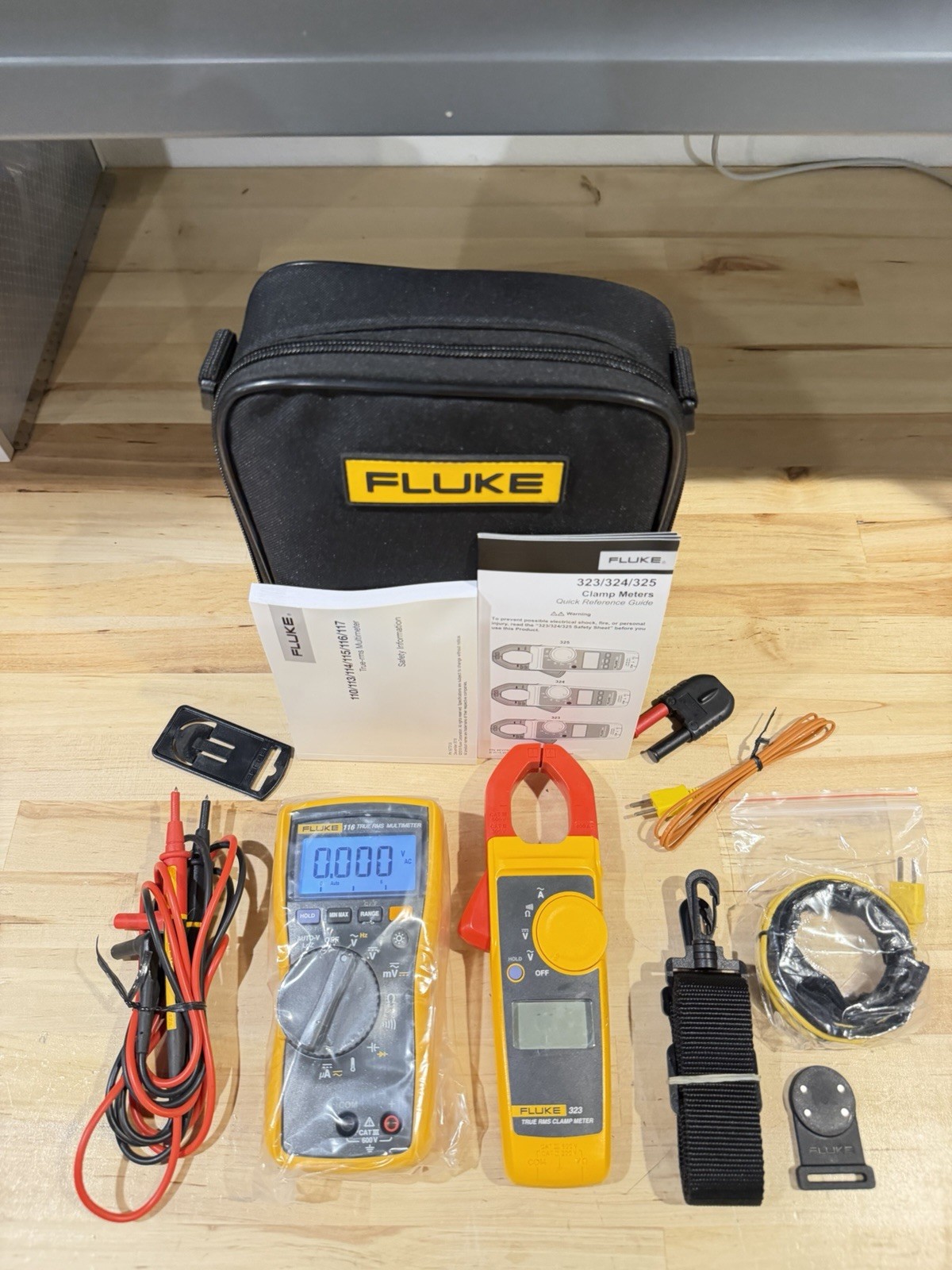 FLUKE 116/323 HVAC MULTIMETER COMBO KIT W/ ACCESSORIES TESTED SHIPS FAST