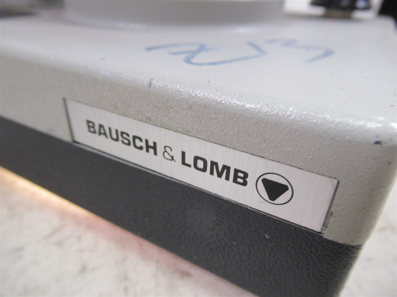 Bausch & Lomb KHS Binocular Microscope with 4 Objective Lenses 2 Eyepieces