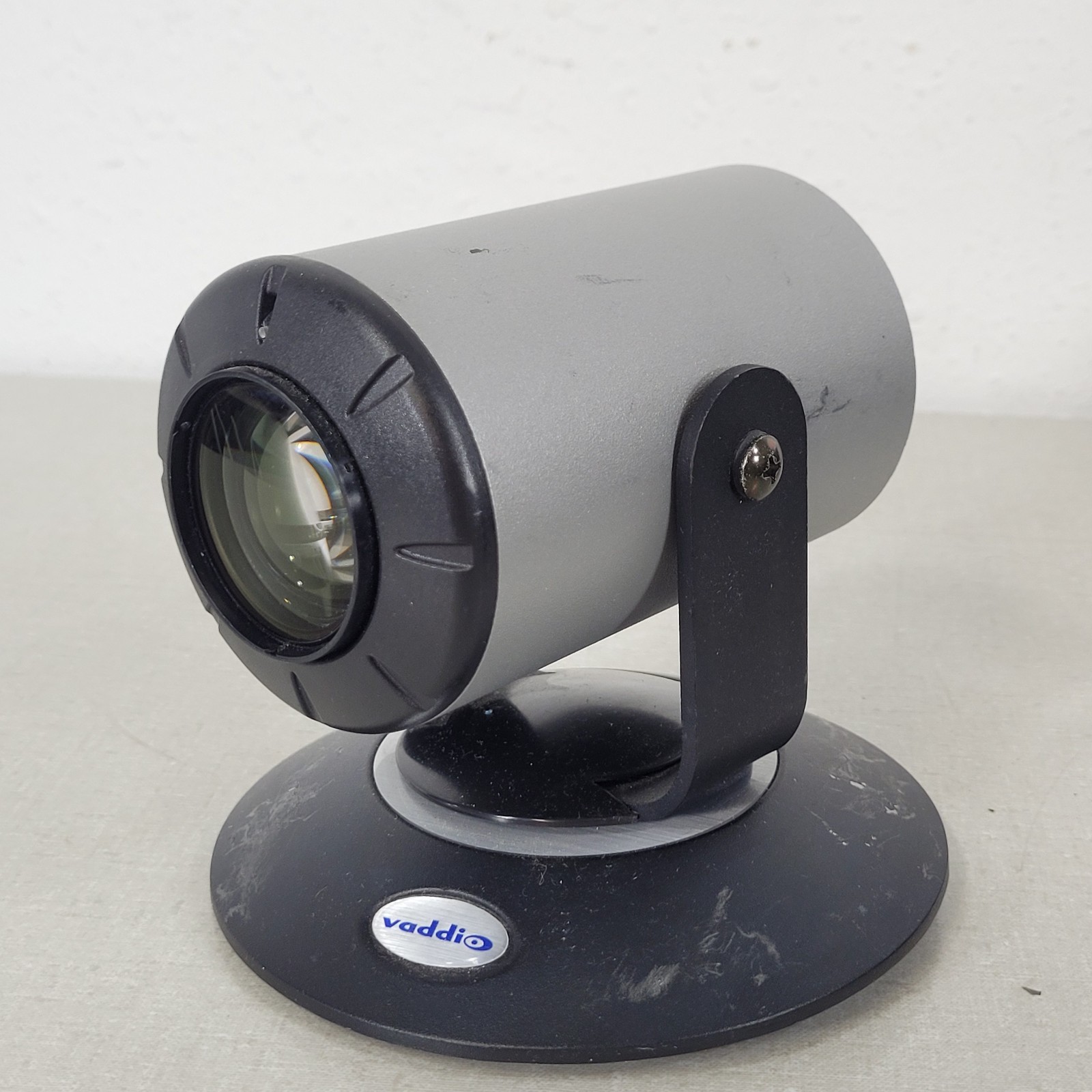 Vaddio ZOOMSHOT HD Camera 998-6919-000 REV A2 V114 24VDC 2.0 AMP Adjustable Base