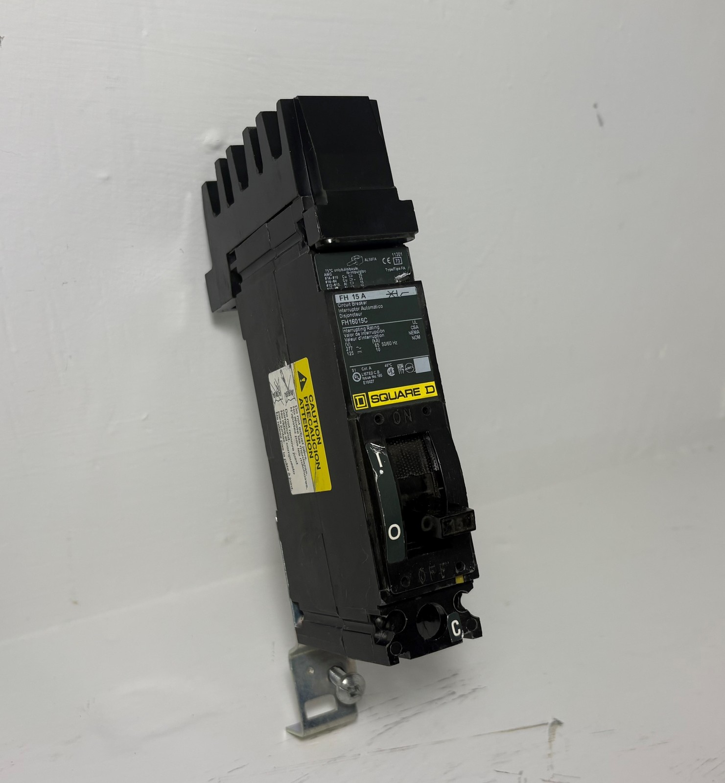 Square-D I-Line FH16015C 15A Circuit Breaker Green Label 277V FA 1 Pole 15 Amp