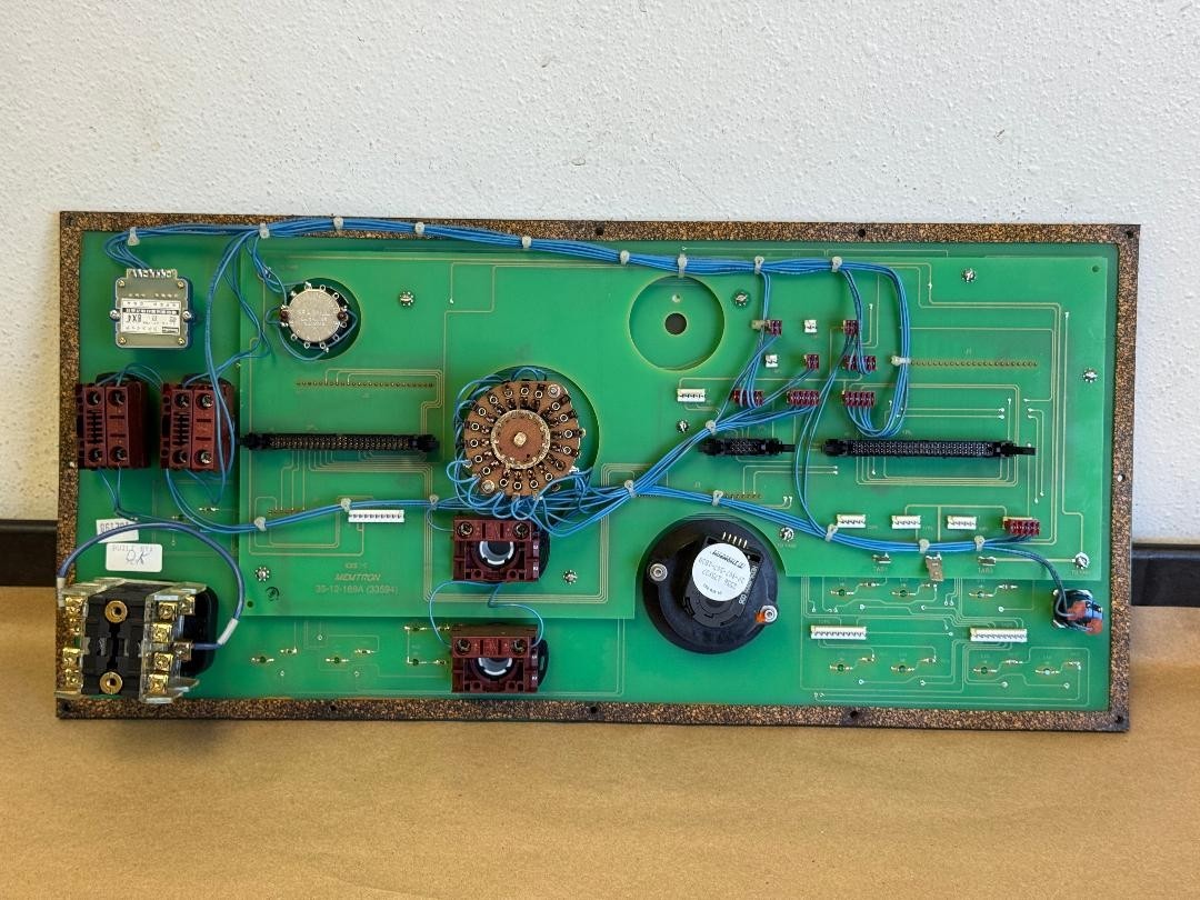 MEMTRON 35-12-169 35-12-169A 33594 OPERATOR PANEL, FROM HARDINGE CONQUEST T42SP