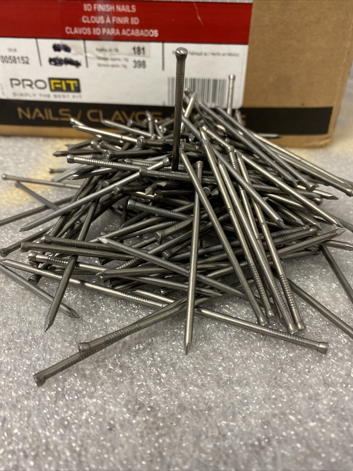 15 OUNCES (APPROX 170) 8D BRITE FINISH NAILS 2-1/2″/6.35CM PRO FIT BRAND