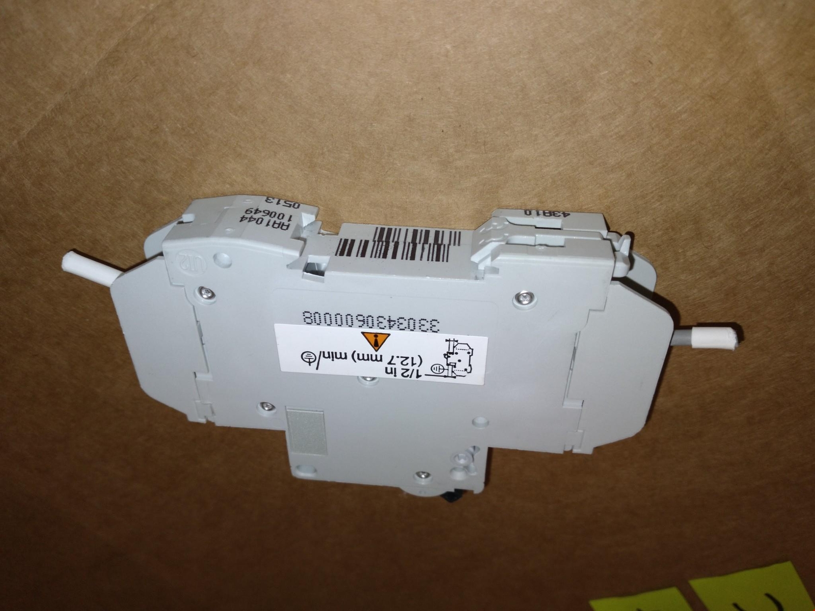SCHNEIDER ELECTRIC C 0.5A C60 MUILTI 9 60-240V IEC 60947-2 182IN (12.7MM)
