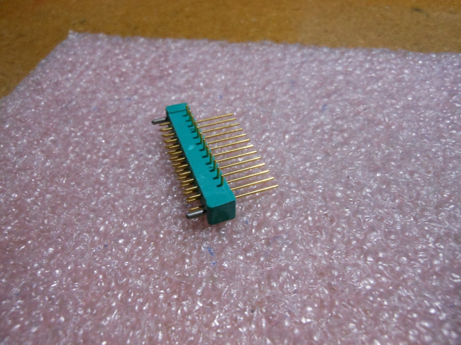 CINCH CONNECTOR PART # 215-01-25-003 NSN 5935-01-005-9640