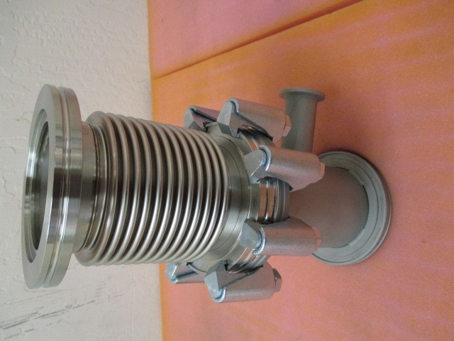Vacuum Flange with KF16 connection and ISO bellow flange for vacuum pump P528003