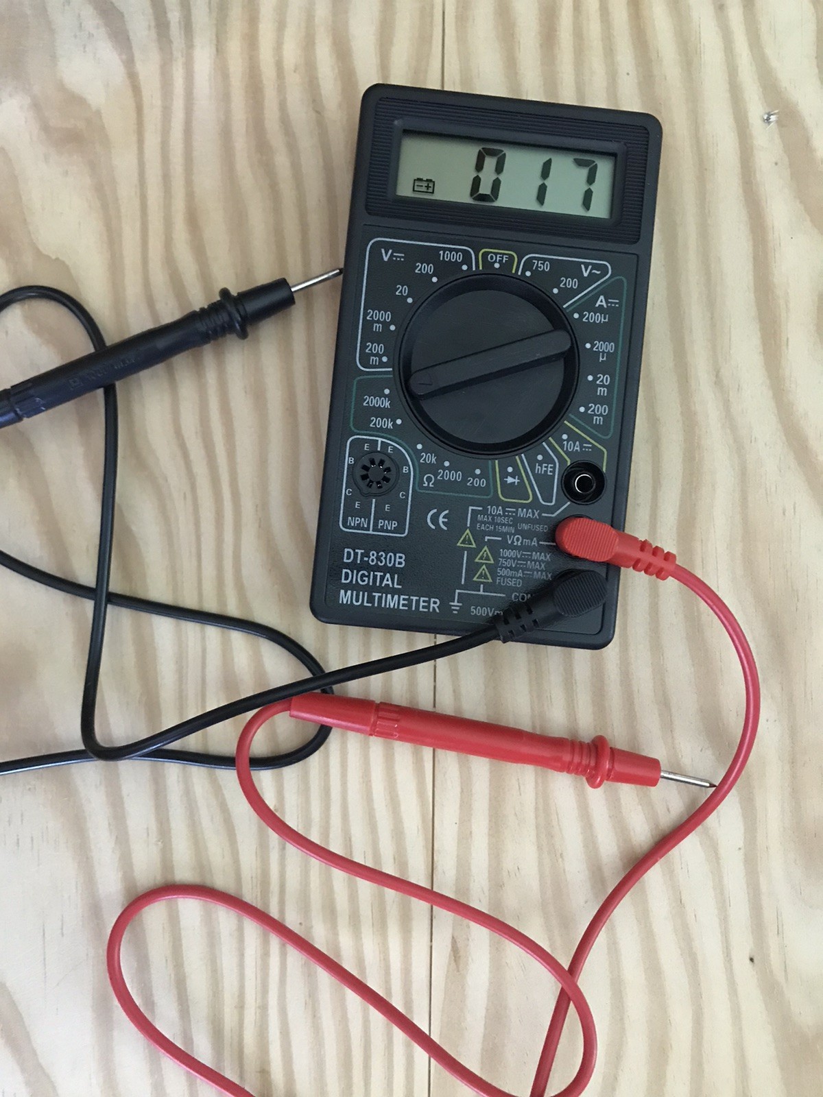 Digital Multimeter AC DC Voltmeter Ammeter Ohmmeter Volt Tester Meter DL-830 USA