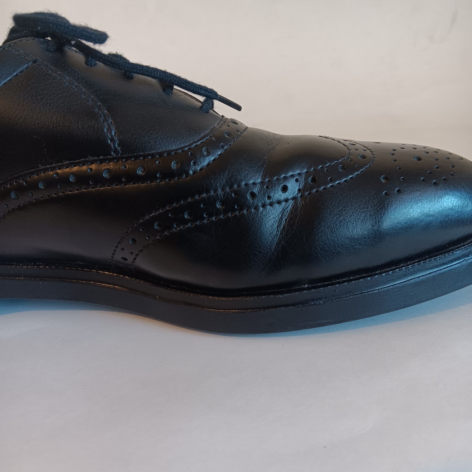 Red Wing 8701 Men’s Size 10D Black Leather Wingtip Steel Toe Shoes Made in USA