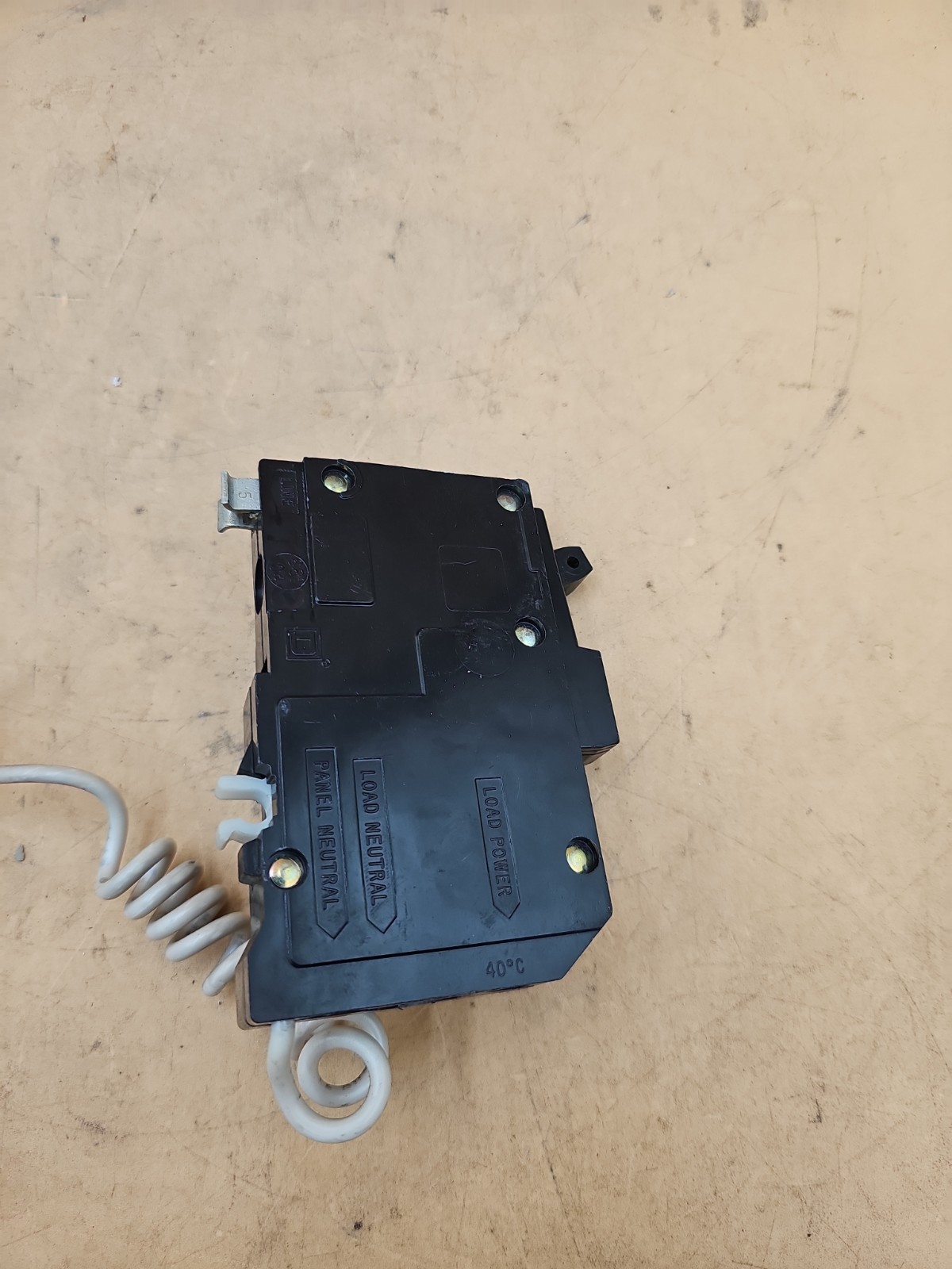 Square D QO120GFI 1 Pole 20 Amp Type QO Plug On Ground Fault Circuit Breaker