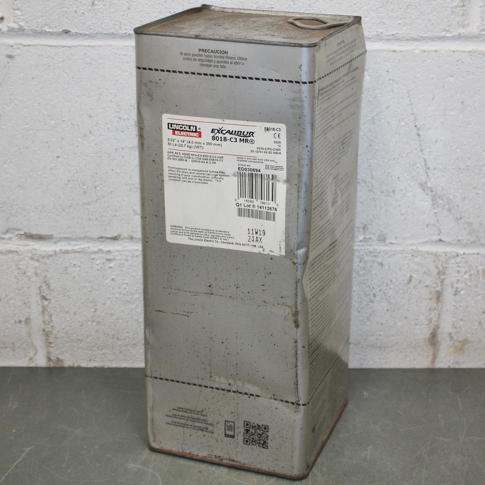 (50 lb) Lincoln Excalibur Stick Electrode 8018-C3 MR, 5/32″ x 14″, Welding Rod