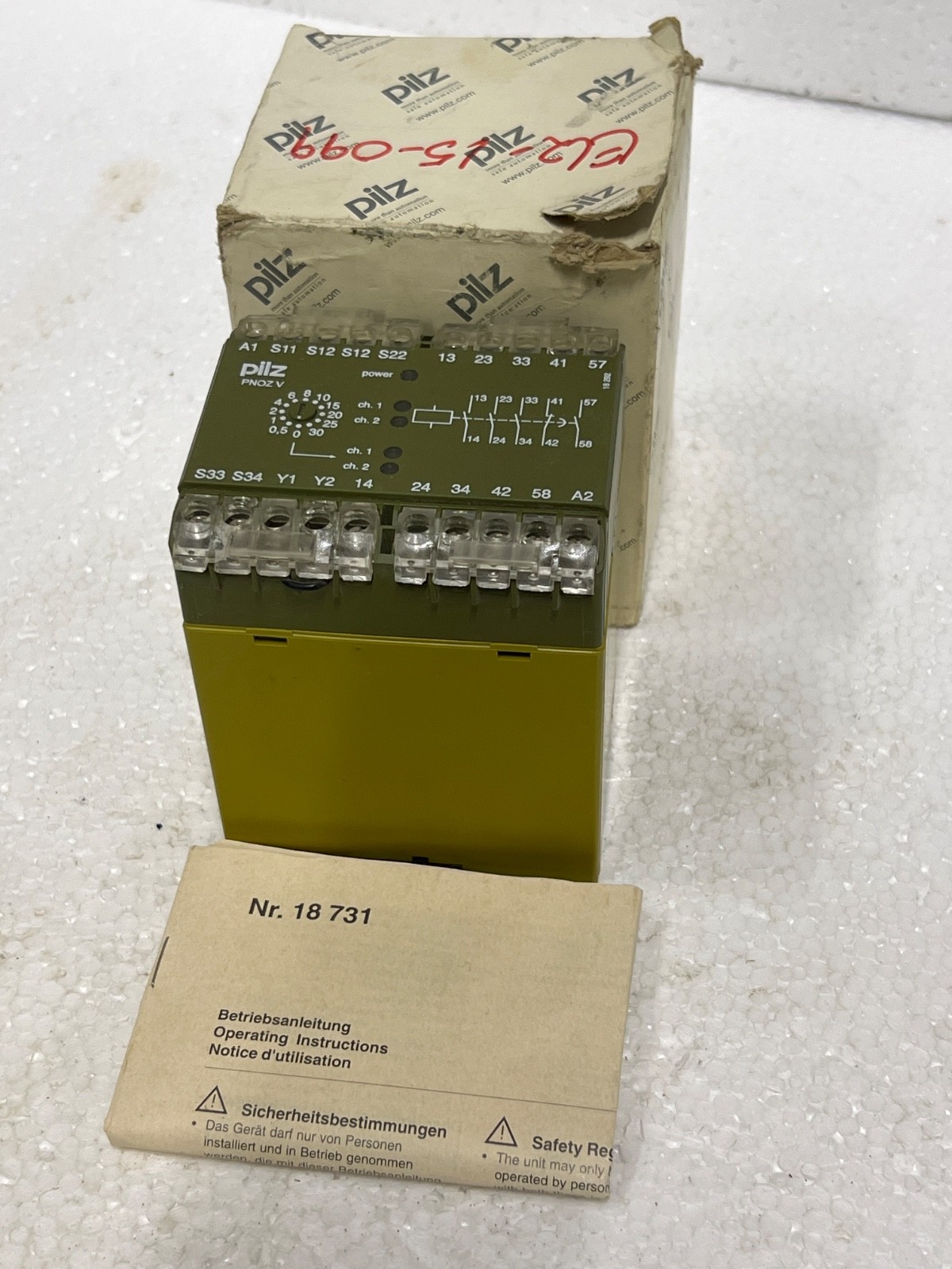 Pilz PNOZ V 30 s 24VDC Safety Relay 474790